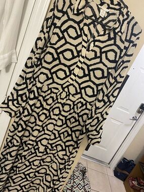 H&M Black and Cream Geometric Long-Sleeve Midi Dress